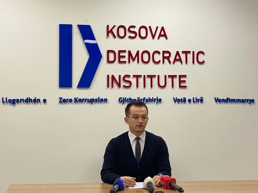 Cakolli pas mbledhjes së KQZ-së: Jemi këtu për parime demokratike, jo për t’iu nënshtruar linçimeve