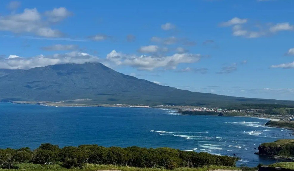 Po eksploronin në zonën e vullkanit Baransky, zhduken 10 turistët