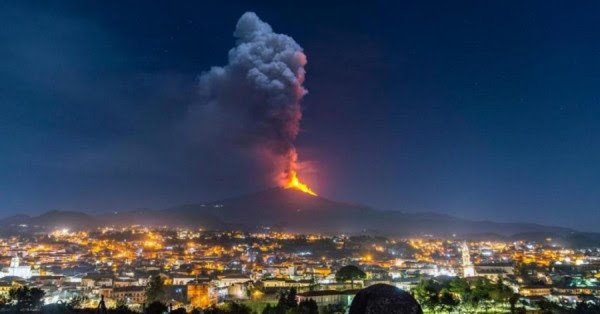 Etna shpërthen, lëshohet alarmi për trafikun ajror në Itali