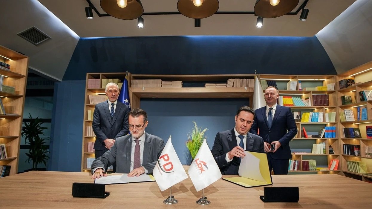 AKR dhe PD zyrtarisht në listën e LDK-së