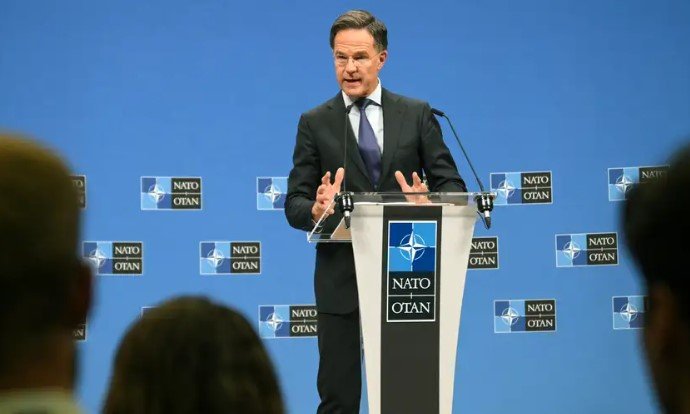 Presion i shtuar ndaj Rusisë, NATO do të vazhdojë të blejë armë nga SHBA për Ukrainën