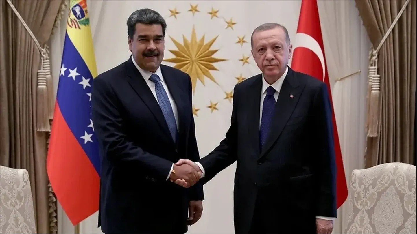 Erdogan ndërhyn mes krizës SHBA-Venezuelë, zhvillon bisedë telefonike me presidentin Nicolas Maduro! 