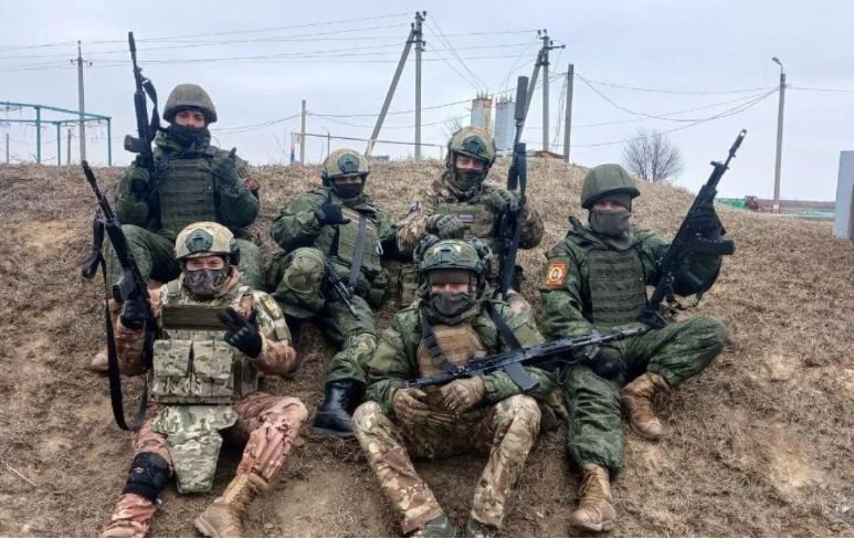 Eksperti paralajmëron: Militantët serbë të Ukrainës mund të kthehen në kërcënim për Kosovën!