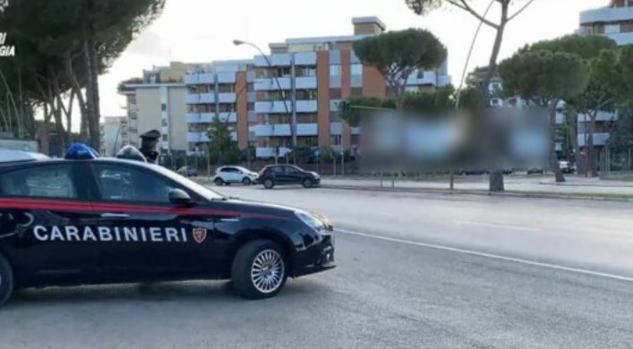 Shkatërrohet rrjeti i trafikut të drogës, 24 në pranga, si silleshin paratë nga Italia në Shqipëri me kamionë dhe autobusë. Koka e grupit…