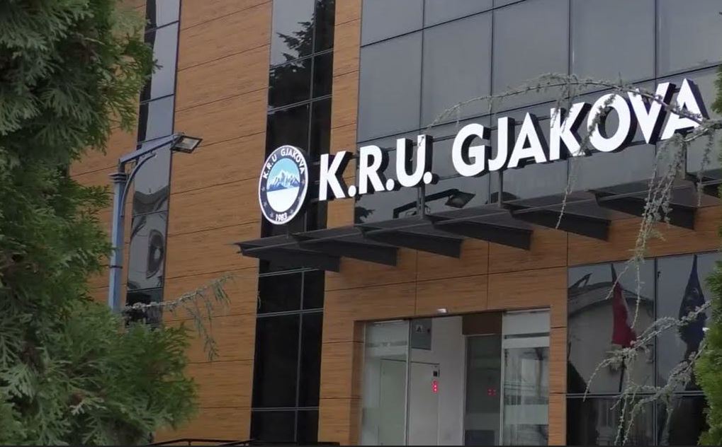KRU Gjakova tregon arsyen se pse kërkoi shtrenjtimin e ujit