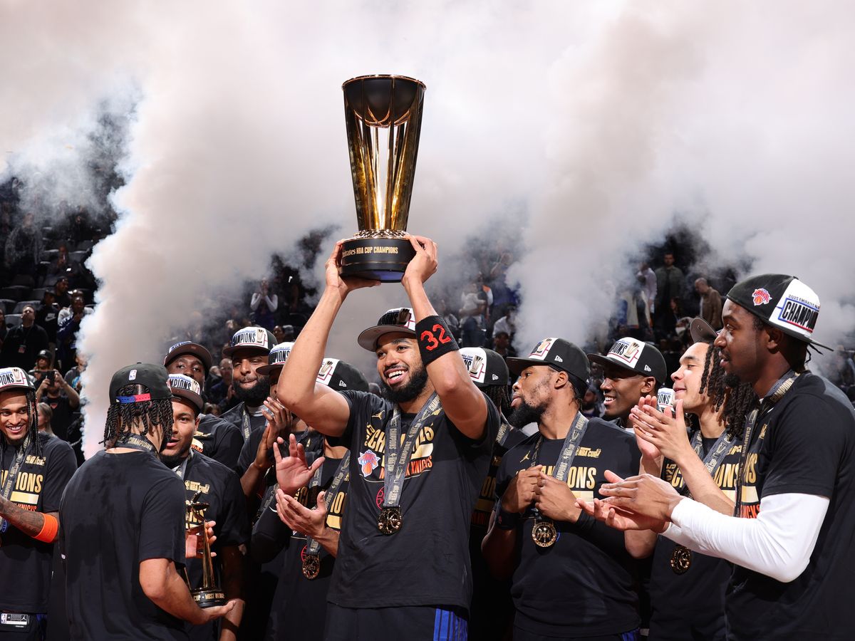 New York Knicks mundin San Antonio Spurs në finale dhe fitojnë Nba Cup