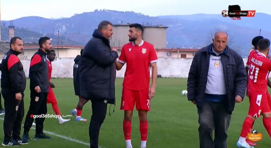 5 gola dhe spektakël në “Adush Muça”