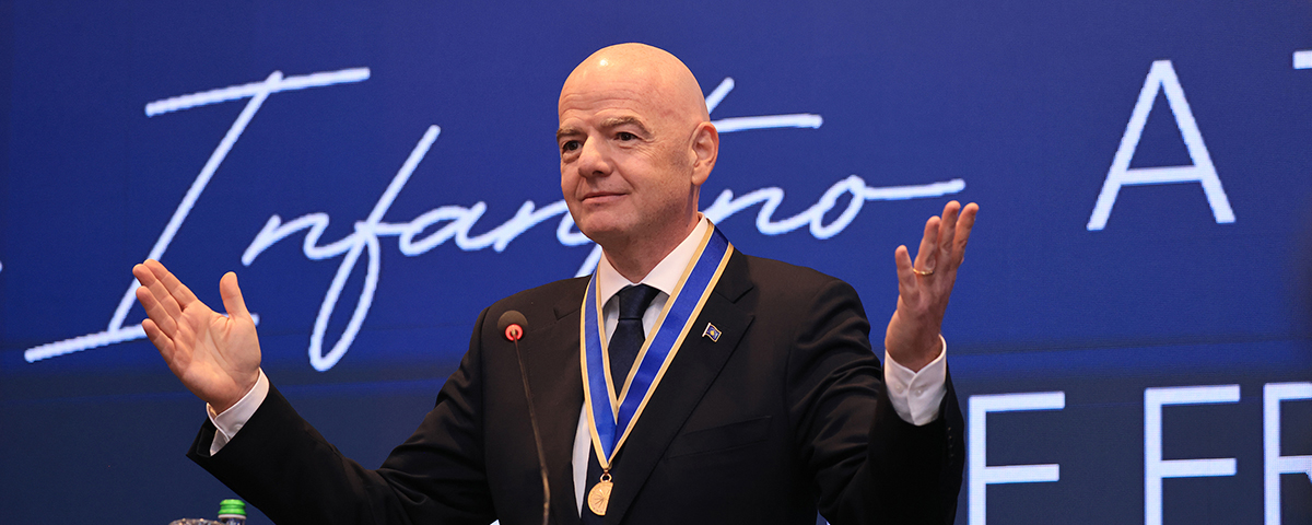Infantino përgëzon FFK-në për një vit historik të futbollit