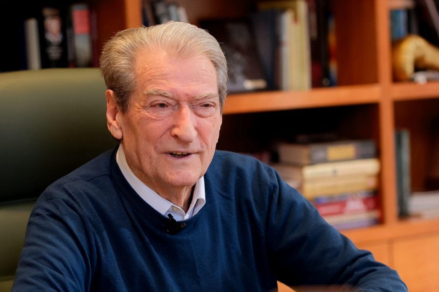 Zhdukja e shisheve të verës/ Berisha: Vjedhje e bujshme shtetërore!