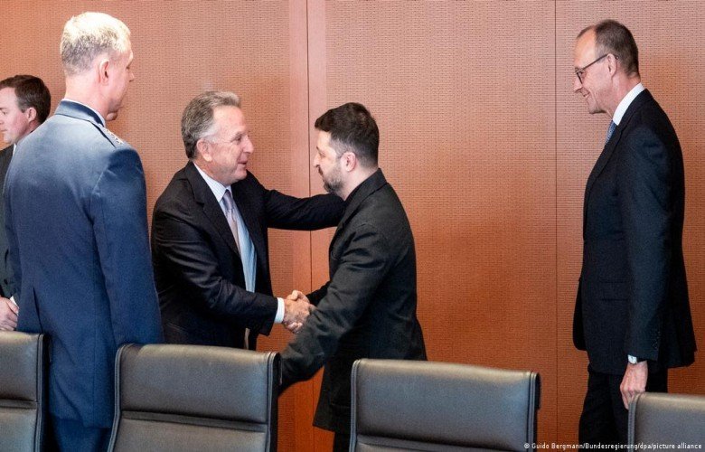Bisedimet për Ukrainën: Zelenski dhe Witkoff shohin përparim