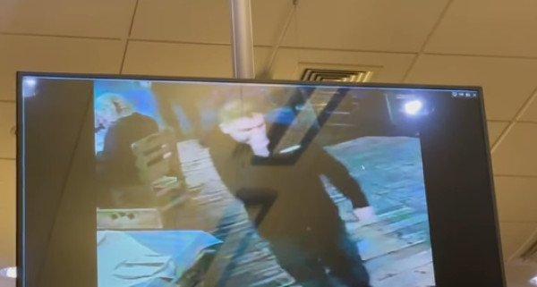 ‘Mesazhi sekret’ - publikohen pamjet kur Naim Murseli i bënte me shenjë Granit Plavës