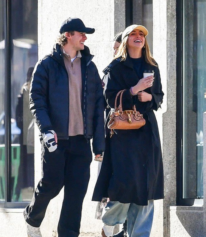 Tate McRae dhe Jack Hughes ndezin thashethemet për romancë në New York