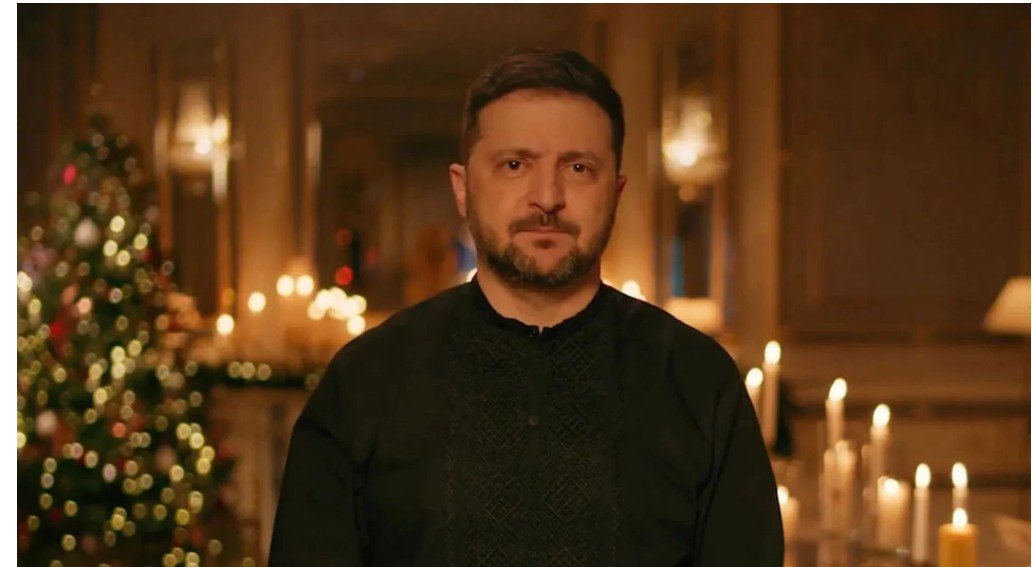 Urimi i pazakontë i Zelenskyt për Krishtlindje, presidenti uron paqe për ukrainasit dhe… vdekjen e Putinit?