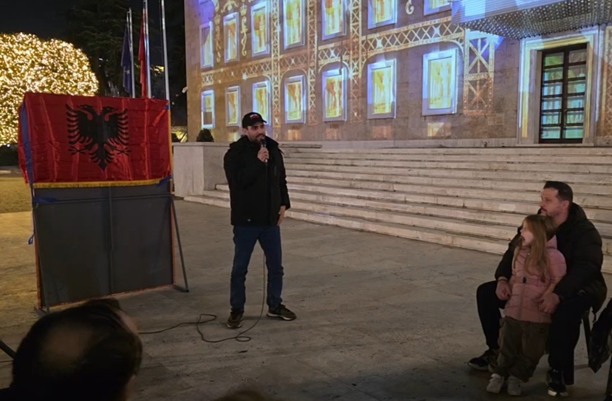  “Skandali i Ballukut tregoi se pushteti u kap në flagrancë”- Adriatik Lapaj: Më 4 janar të dalim në protestë masive