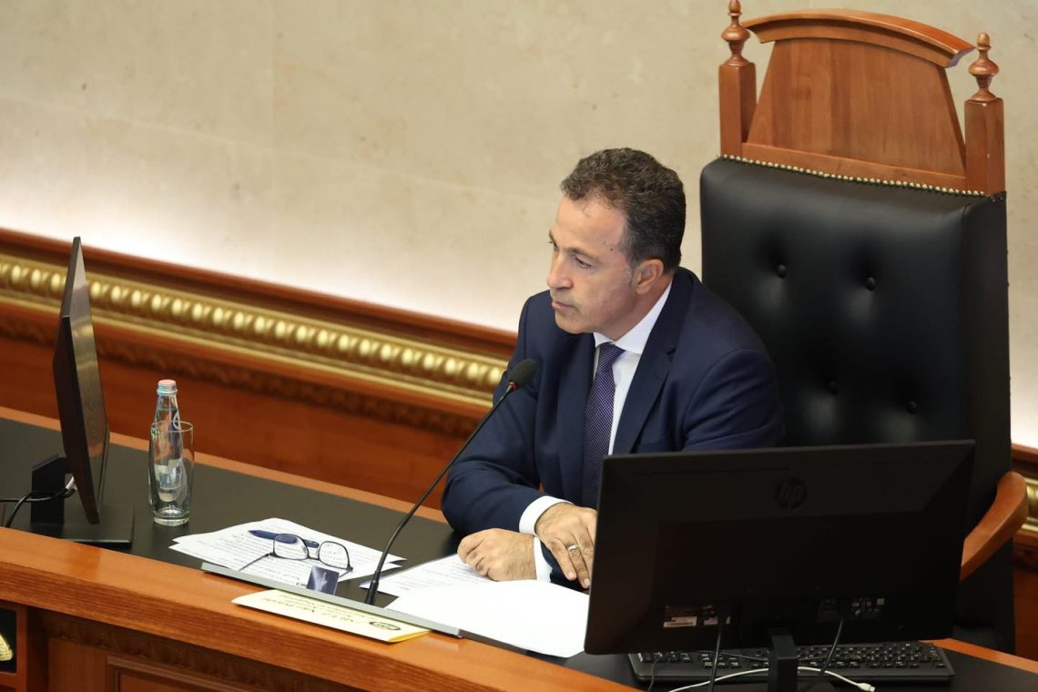 Deputetët e PD kërkuan mbledhjen e Këshillit të Mandateve, Kuvendi refuzon: Do të presim vendimin e Gjykatës Kushtetuese!