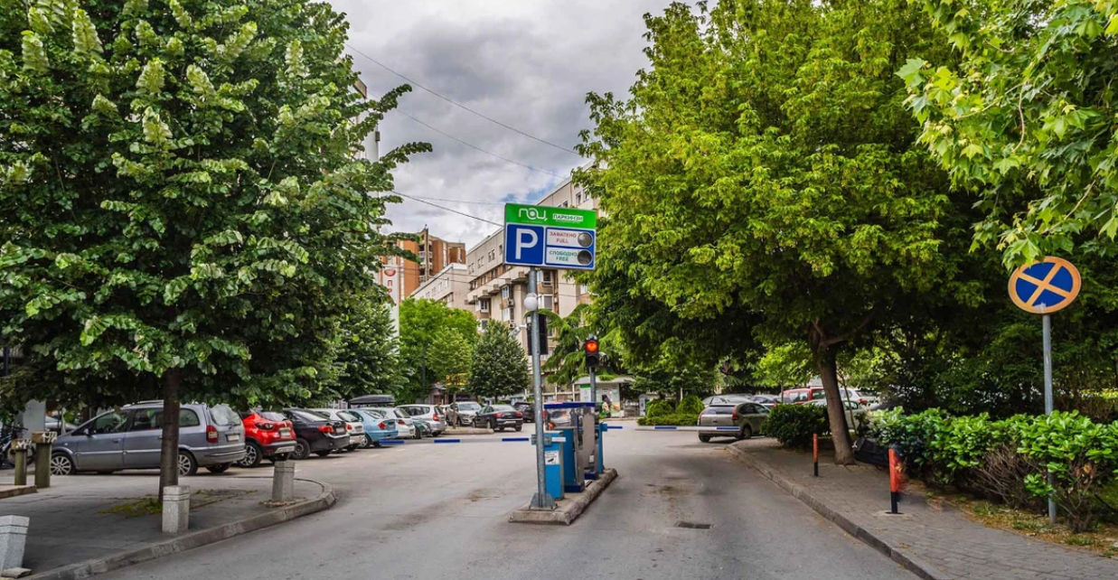 Parkim falas në Qendër të Shkupit për festat e Vitit të Ri dhe Krishtlindjeve