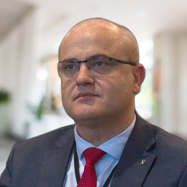 Kërcënohet me jetë Haxhi Avdyli, ky qytetar nga Zvicra ia përmend edhe Avni Rrustemin