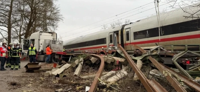 Treni përplaset me një kamion në Hamburg, të paktën 12 të lënduar