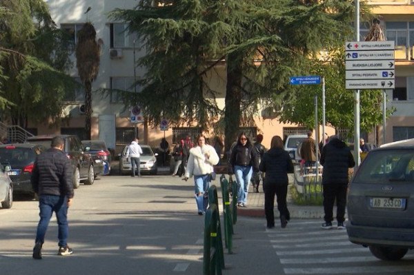 ​Bie vala e gripit në Shqipëri, përmirësohet situata me rreth 3.400 raste më pak