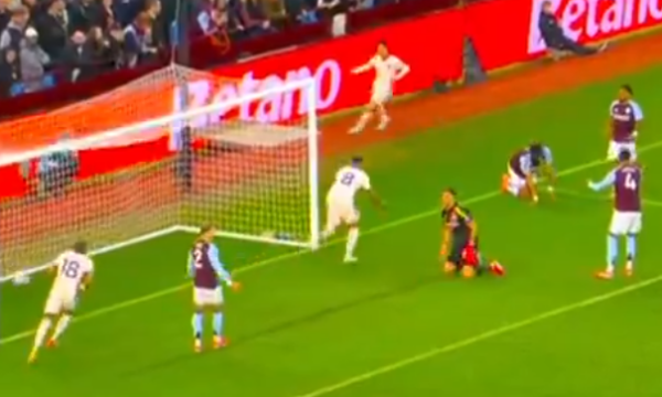 Chelsea kalon në epërsi ndaj Aston Villas