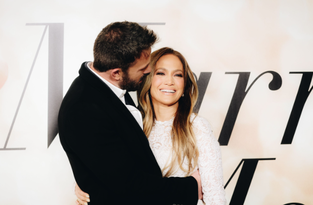 Merr fund zyrtarisht martesa e Jennifer Lopez dhe Ben Affleck