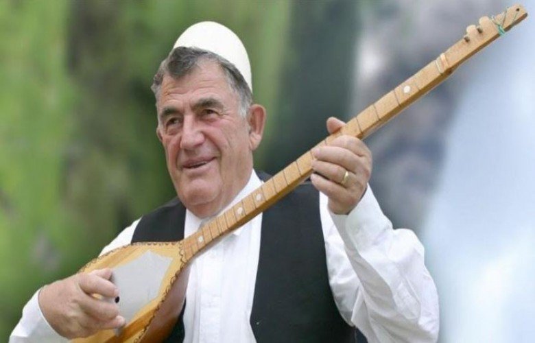 U nda nga jeta rapsodi dhe artisti i popullit, Zekë Lushaj