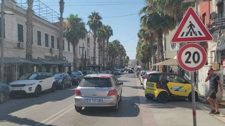 Durrës/ Bulevardi “Epidamn” kthehet në pedonale, ja rrugët alternative për devijimin e lëvizjes së mjeteve nga 1 korriku
