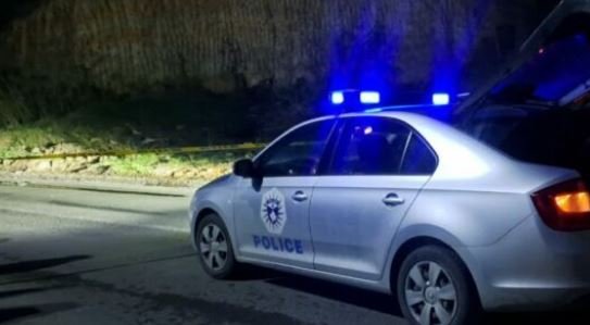 Postoi foto me armë zjarri, arrestohet gjakovari