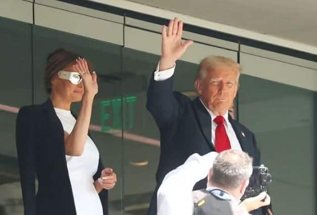  Donald Trump i pranishëm në finalen e Botërorit të Klubeve! Ndjek nga afër PSG–Chelsea, krah Melanias dhe presidentit të FIFA-s