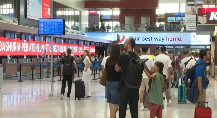 Rritet numri i fluturimeve për 18%, i udhëtarëve 16% krahasuar me 2024