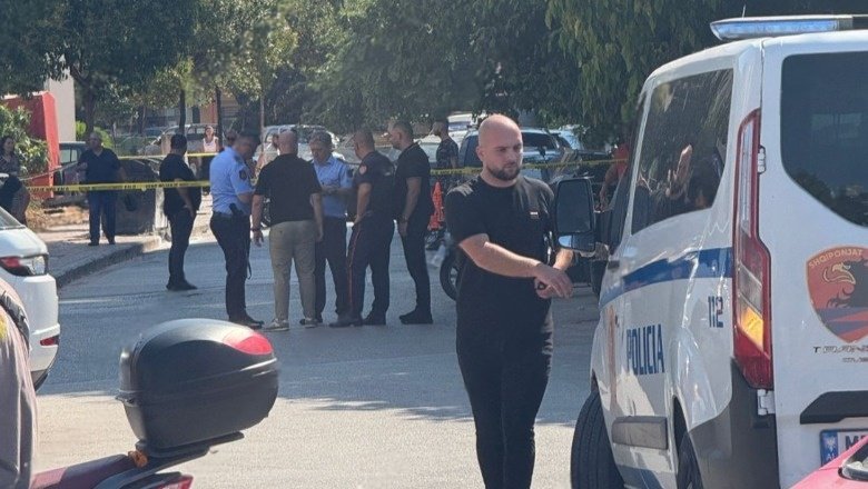  Plagosja e dyfishtë në Sarandë, forcat e Operacionales, FNSH-së dhe Shqiponjave në aksion për kapjen e Ramadan Zotos