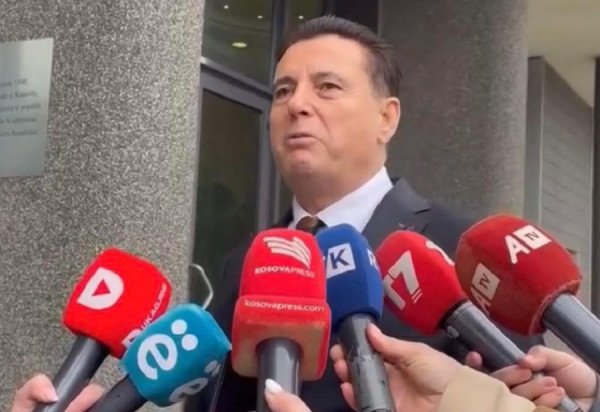 ​Bahtiri: Bashkimi i opozitës e ka një qëllim, ndarjen e Kosovës