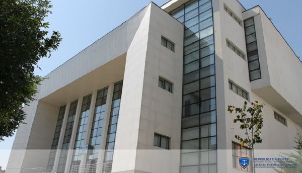 ​Arrest shtëpiak ndaj katër të pandehurve për keqpërdorim të pozitës zyrtare në Gjakovë