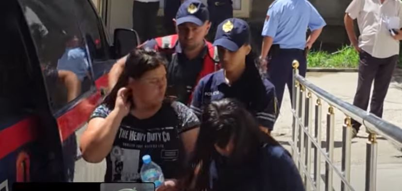 “Vajza e mbyti me tel, i dashuri…” Lihen në burg të dyshuarit për vrasjen në Patos