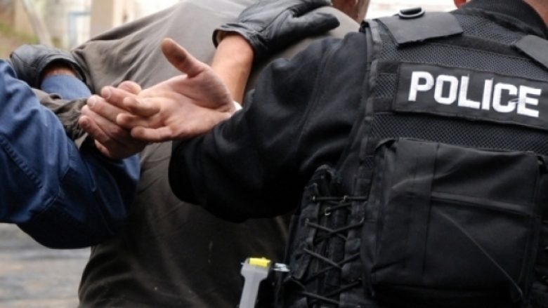 Vazhdon operacioni policor në Prishtinë, Pejë dhe Gjilan – deri tani janë arrestuar rreth dhjetë persona