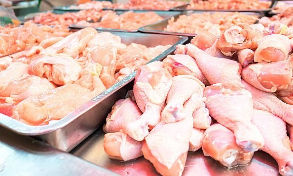 Maqedonia ndalon importin e mishit të pulës nga Brazili, dhe të mishit nga ripërtypësit e vegjël nga Shqipëria