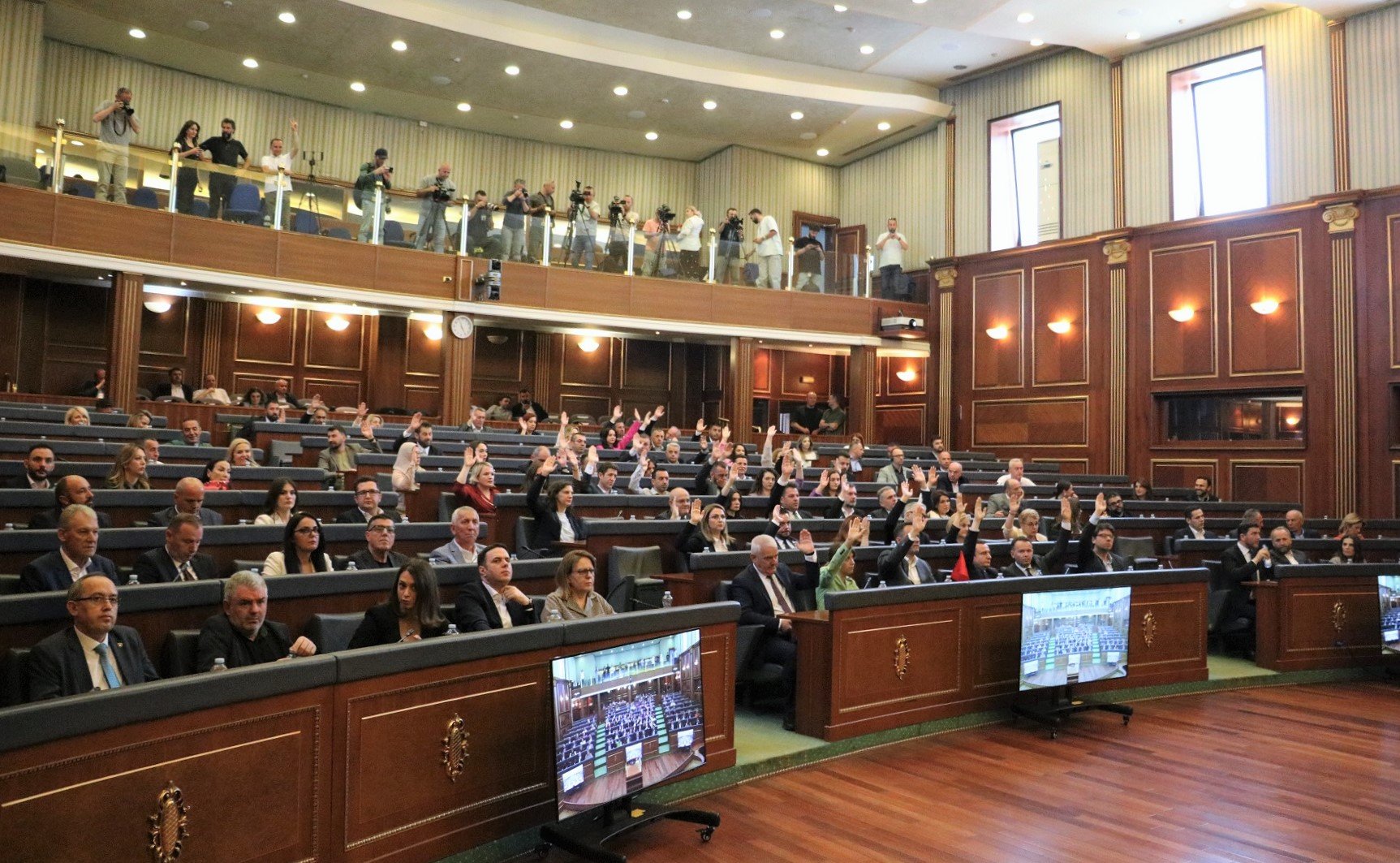 “Qeveria e unitetit”- Jakupi: Ka disa faktorë që “justifikojnë” thirrjen e Abdixhikut, por situata është më e komplikuar