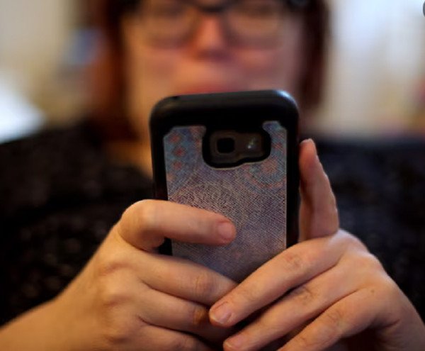 Institucioneve të shëndetit publik u bëhet thirrje të lansojnë aplikacione për ndjekjen e ciklit menstrual për të mbrojtur të dhënat