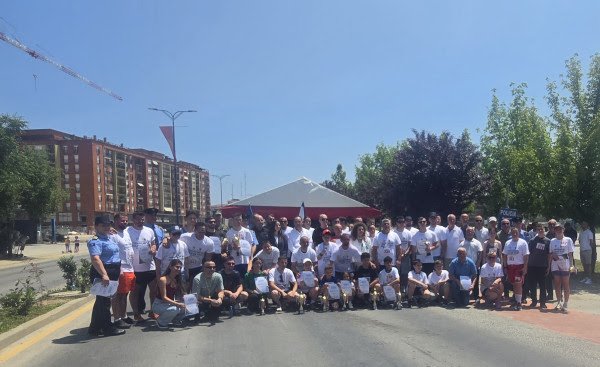 Dita e Çlirimit, mbahet mini-maratona “Vrapojmë me policinë tonë’’