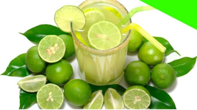 5 pijet që duhet t’i konsumoni në mbrëmje për të detoksifikuar mëlçinë gjatë gjumit