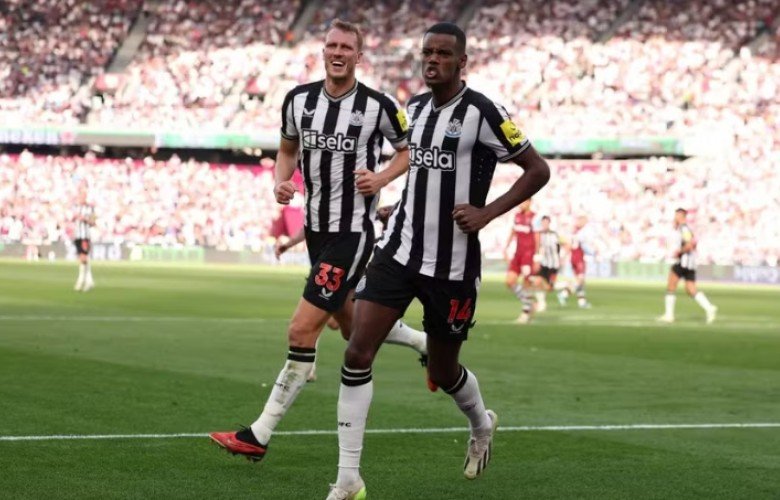Liverpool-i në sulm për Isakun