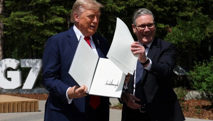Trump bisedon në telefon me Starmer, diskutuan për programin bërthamor të Teheranit