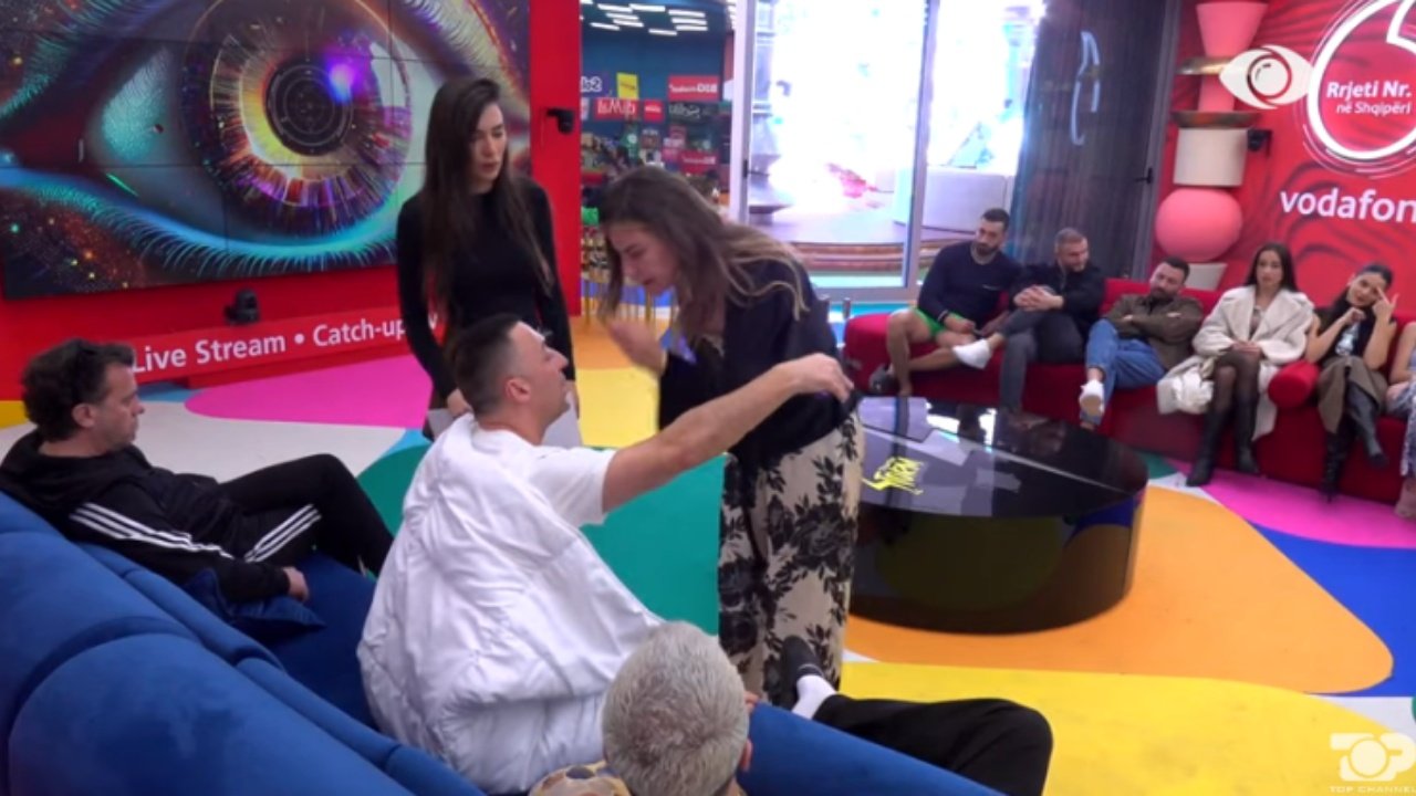 Debat me tone të larta mes Valbonës dhe G-Banit: Të pastrosh gojën kur të…