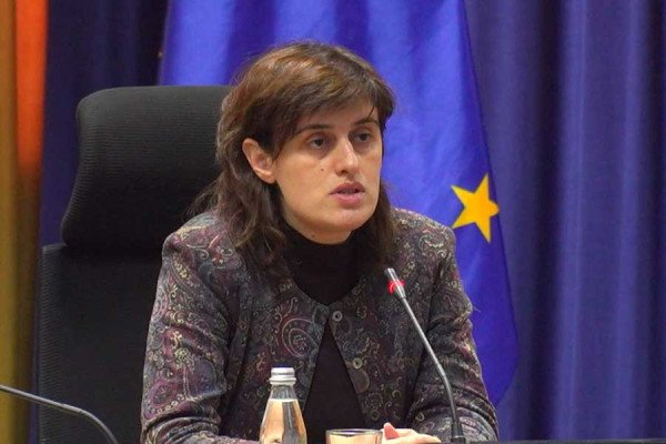 Saranda Bogujevci tregon se çka ndodhi sot në Paris