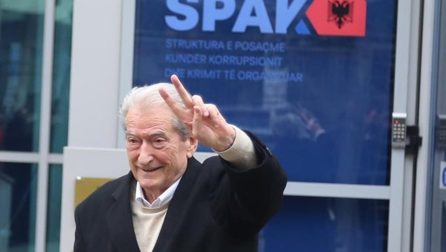 Mbyllja e TikTok, Berisha thirrje nxënësve të revoltohen
