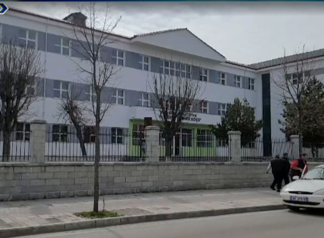 Mbyllja e “Tik Tok”/ Avokati: Duhen krijuar disa standarde