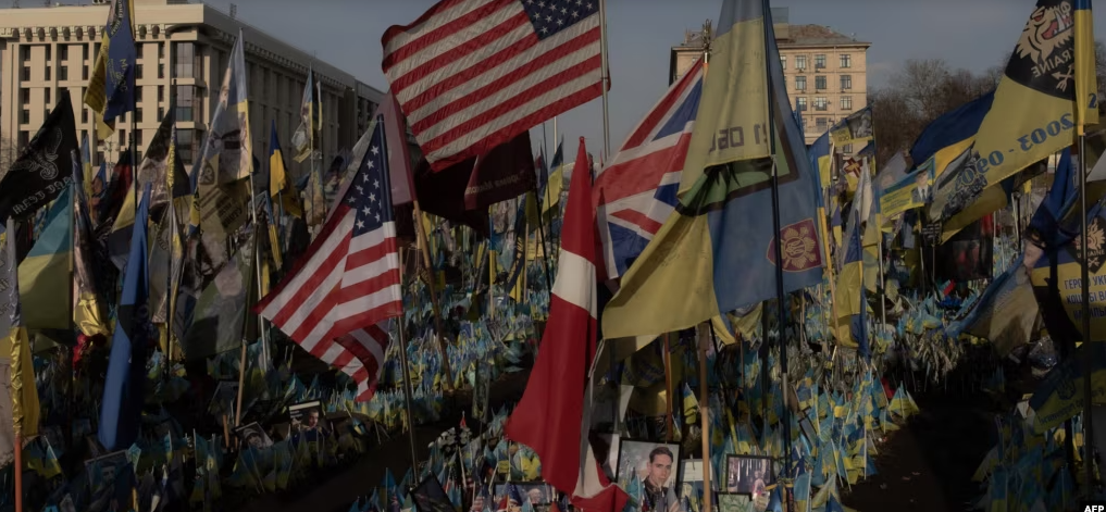 Rusët, ukrainasit me qëndrime të ndryshme rreth propozimit për armëpushim