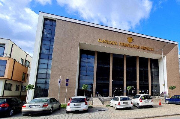 ​27 vjet burgimi dhe 5 mijë euro gjobë ndaj katër personave për grabitja