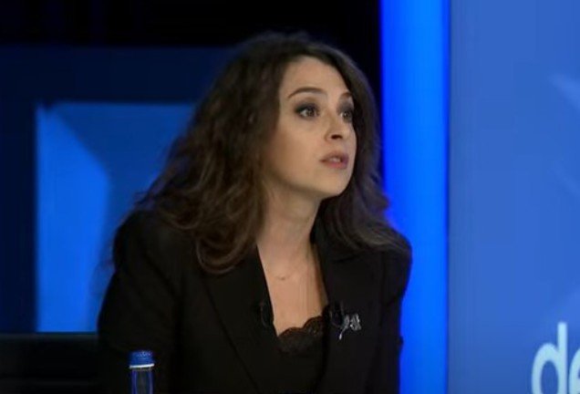 Kica-Xhelili: Sulmet ndaj meje janë të drejtuara për shkak të qëndrimeve politike