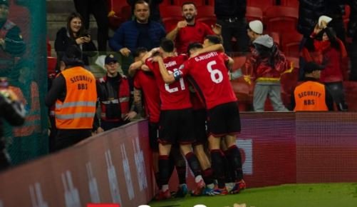 Manaj ashtu si di ai, Shqipëria shtyp rivalin! Anglia demolon gjithçka para vetes 